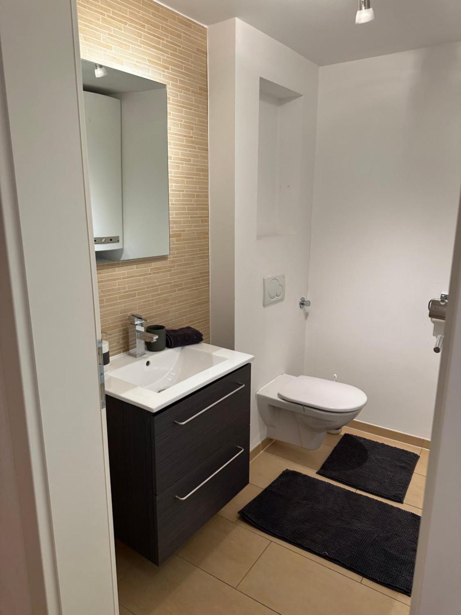 Maisonette-apartment Mit Grosser Terrasse Im Zentrum Von Appartement *